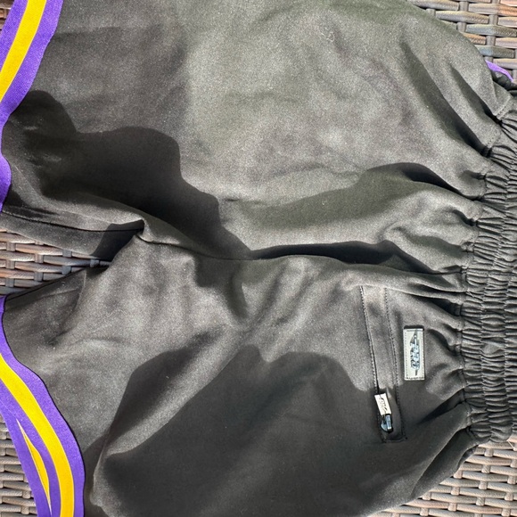 PRO Standard NBA Shorts with Logo Detail - Picture 3 of 6